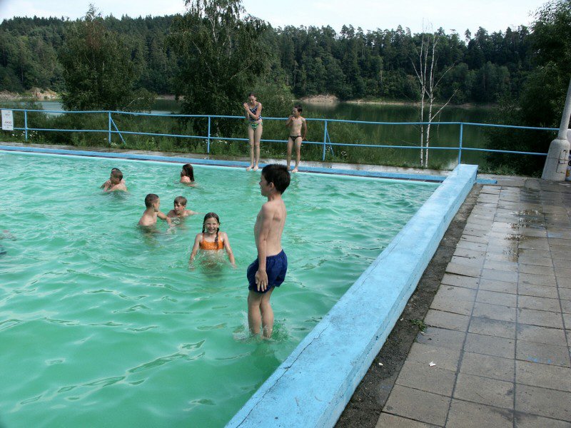 mb040805145.jpg